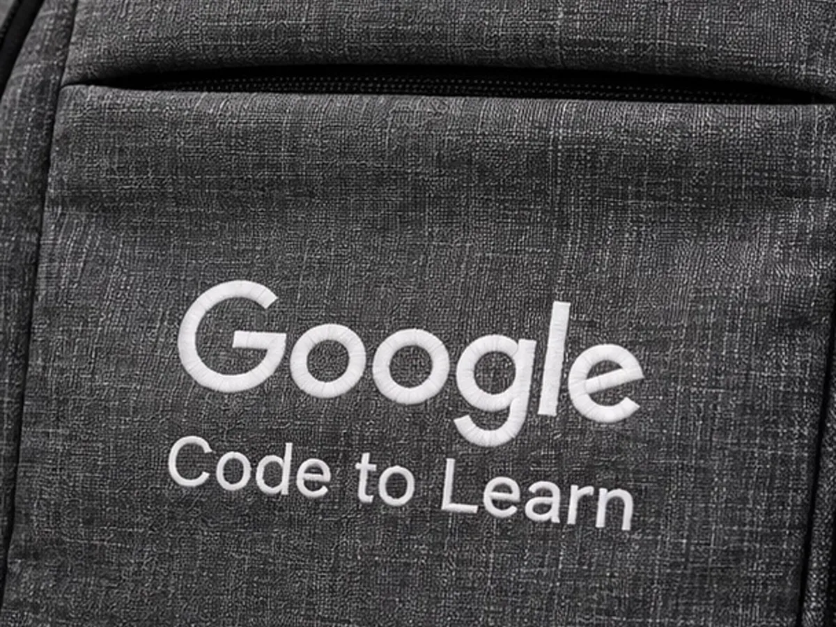Close-up of the Google Code to Learn logo on the grey backpack